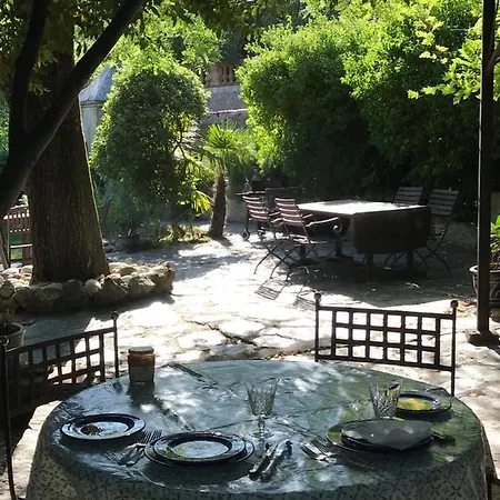 Les Montades D'hotes Bed & Breakfast 3*