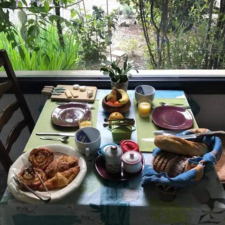 住宿加早餐酒店 Les Montades D'hotes 昂迪兹