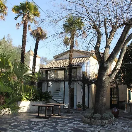 住宿加早餐酒店 Les Montades D'hotes 3*