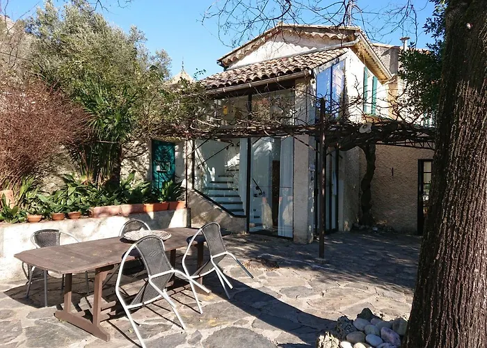 Les Montades D'hotes