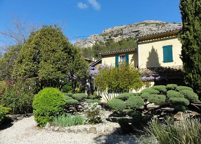 Les Montades D'hotes Bed & Breakfast