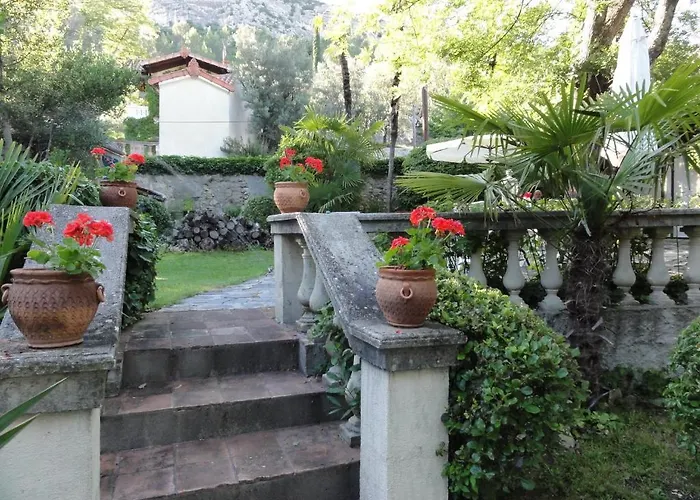 Les Montades D'hotes Anduze